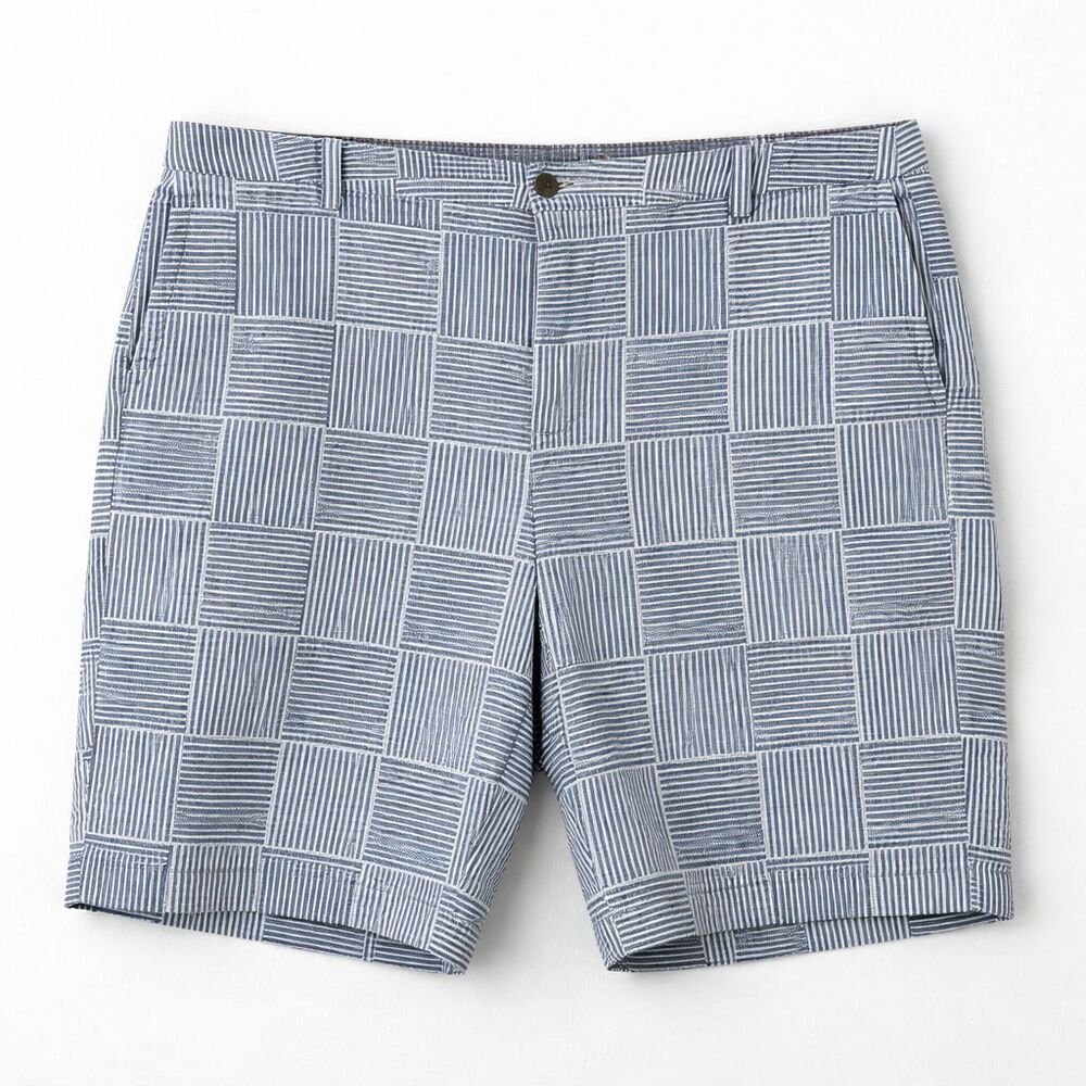 LL Bean Favorite Fit Seersucker Shorts Size 18 Blue White Stripe Patchwork Beach